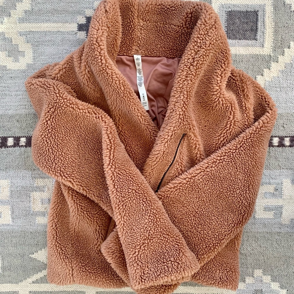 ALO Yoga Cozy Up Sherpa Jacket ROSEWATER SMALL